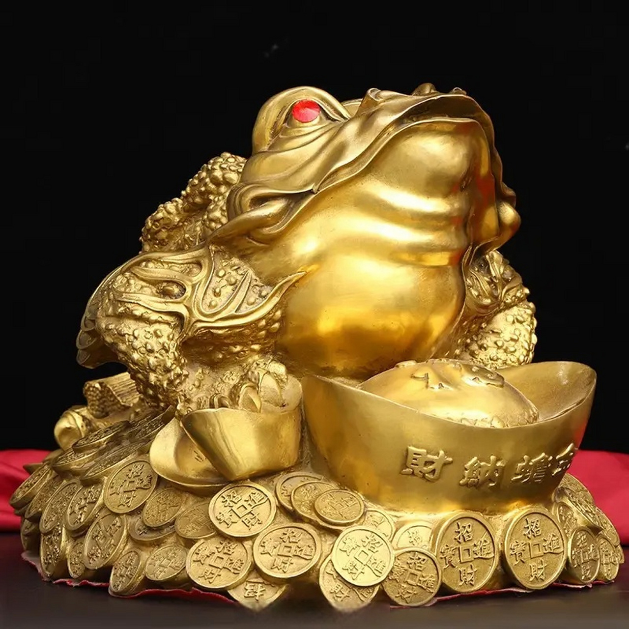 招财进宝,金蟾的风水奥秘!90  说起金蟾,这可是招财进宝的好寓意.