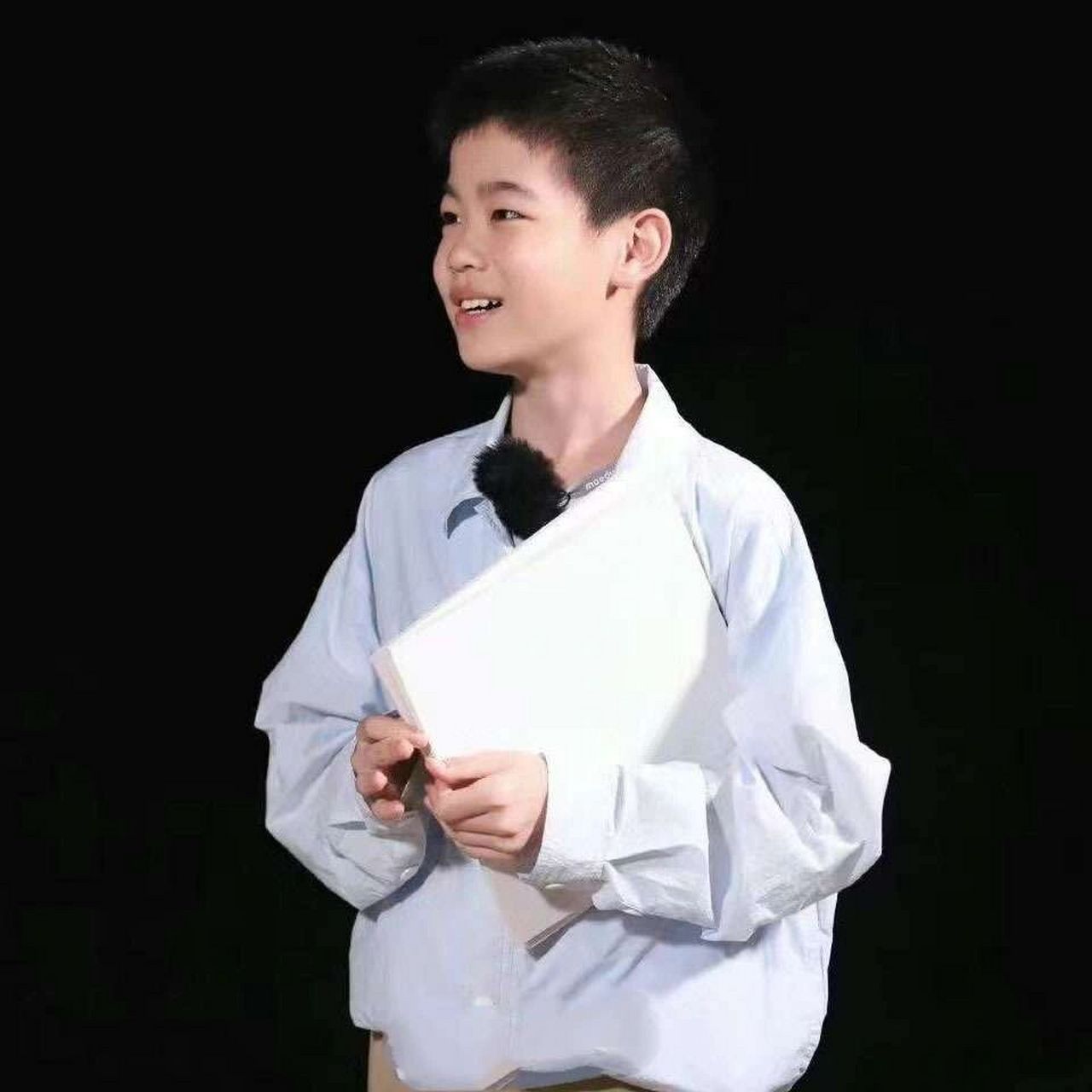 韩昊霖所参演节目及角色名称 《我和我的祖国》(陈冬冬) 《我和我的