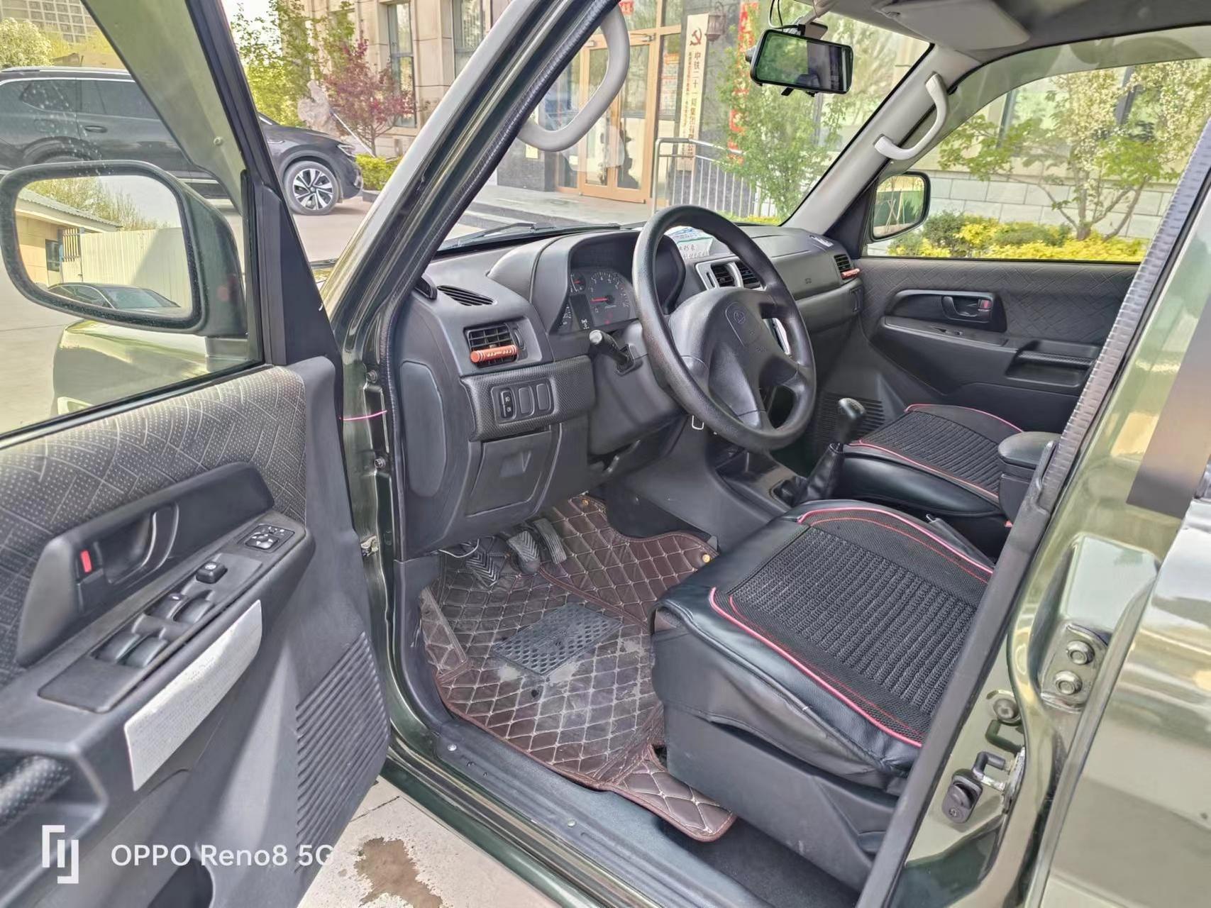 新到14年猎豹飞腾 手动天窗2.