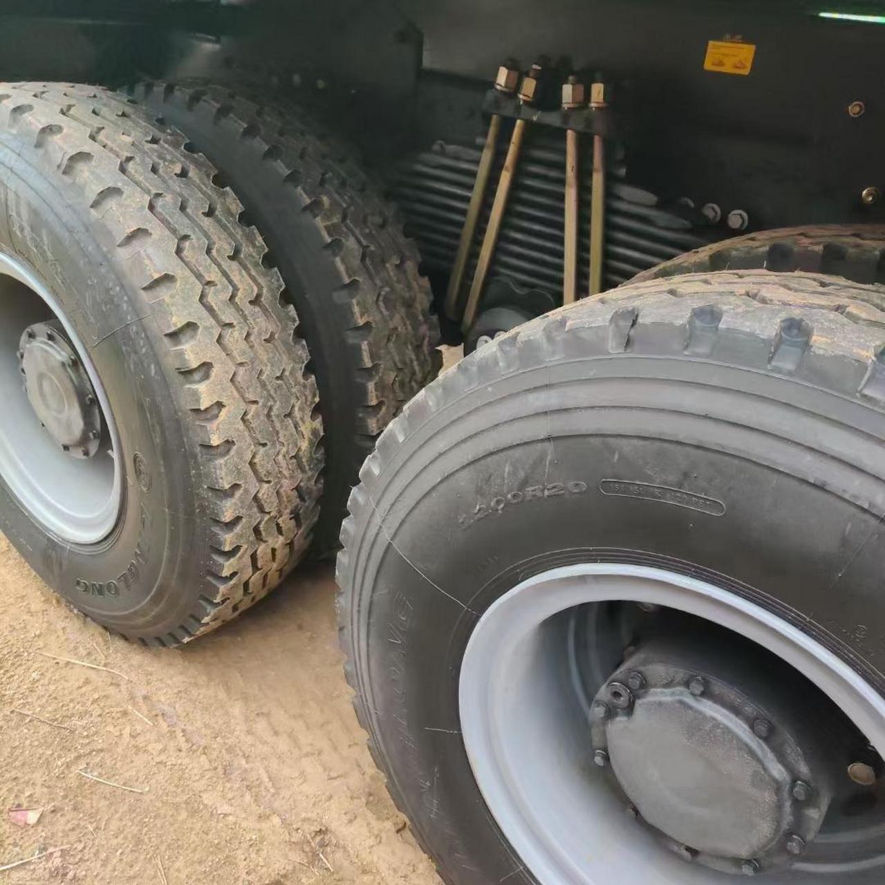 一批解放j6p前四后八渣土车,420马力国六,5.