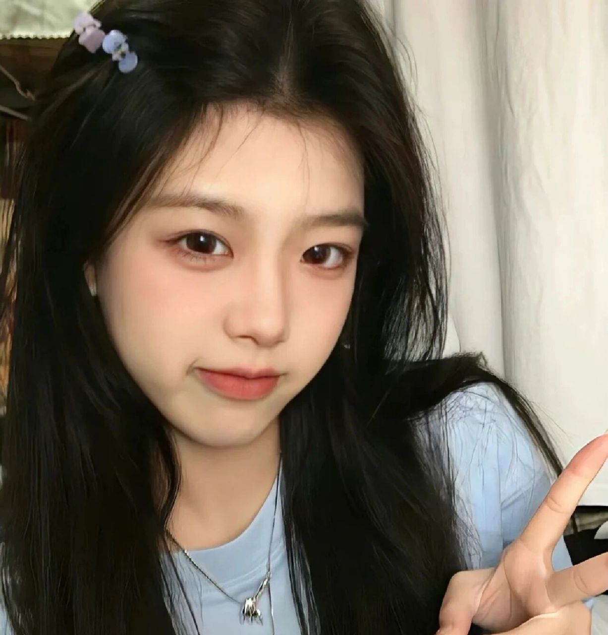 高清氛围感女头微信头像纯欲风