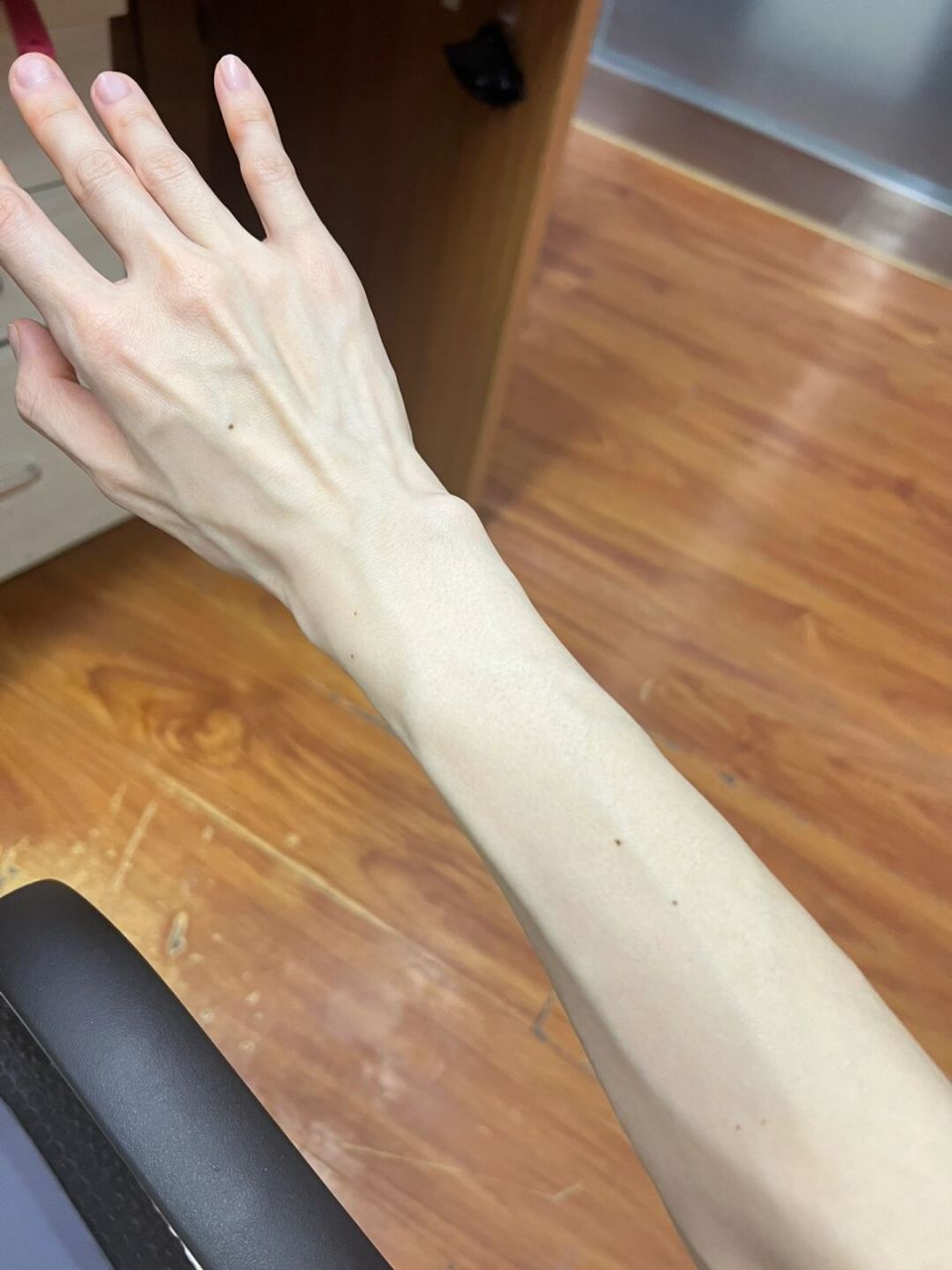 夜已深 我喜欢的色调 #青筋# #青筋控# #手青筋# #青筋手控