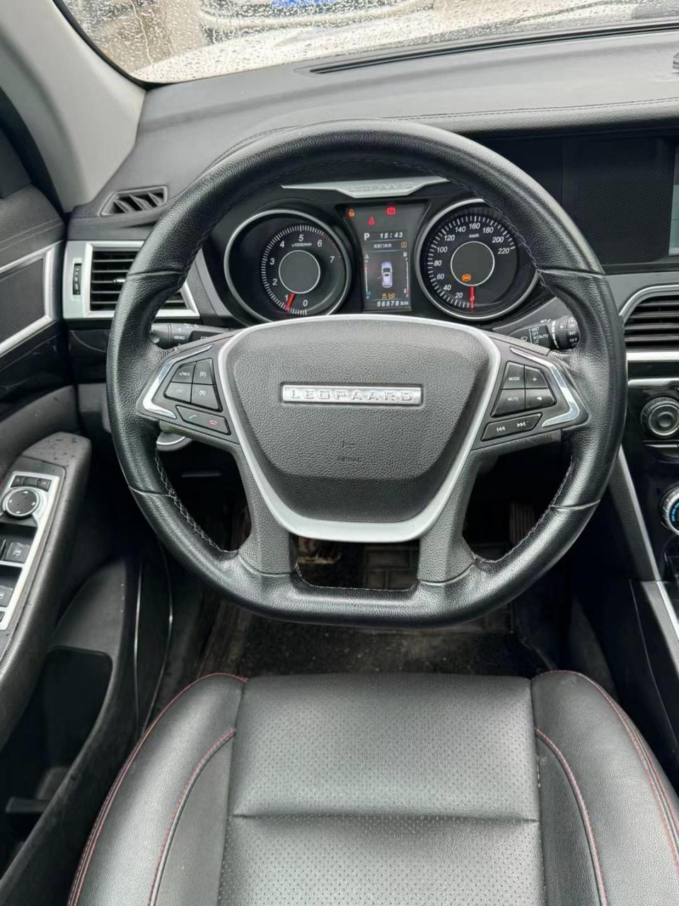 个人一手 17年猎豹cs10 自动挡 实表5万多公里 车况原版.