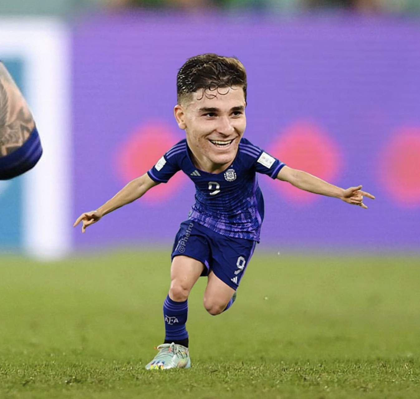 小蜘蛛-阿尔瓦雷斯 阿根廷新星,世界杯的表现很棒9199