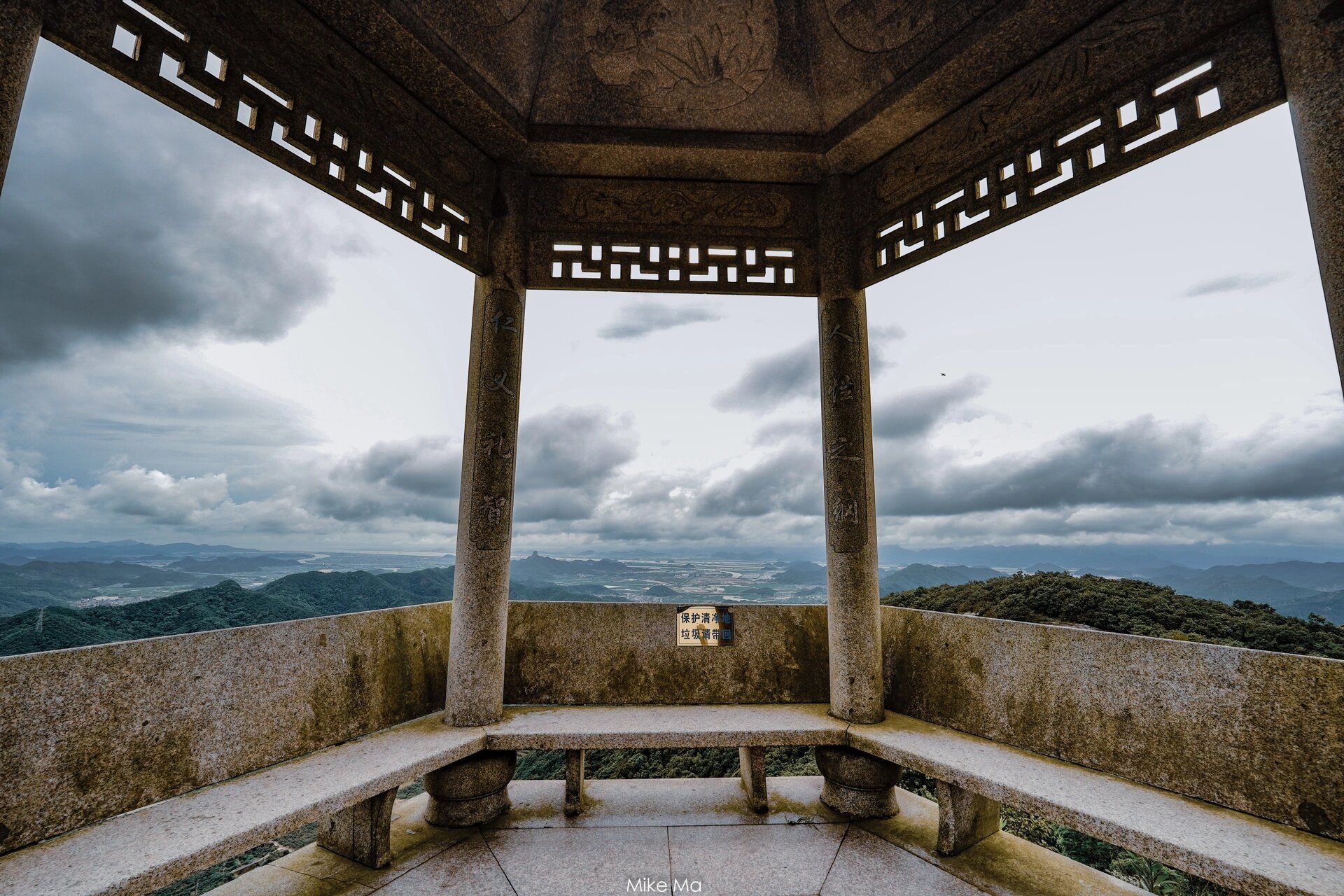 小众放空地 象山白龙禅寺和净悟斋,位于象山新桥镇 上山是一条石子路