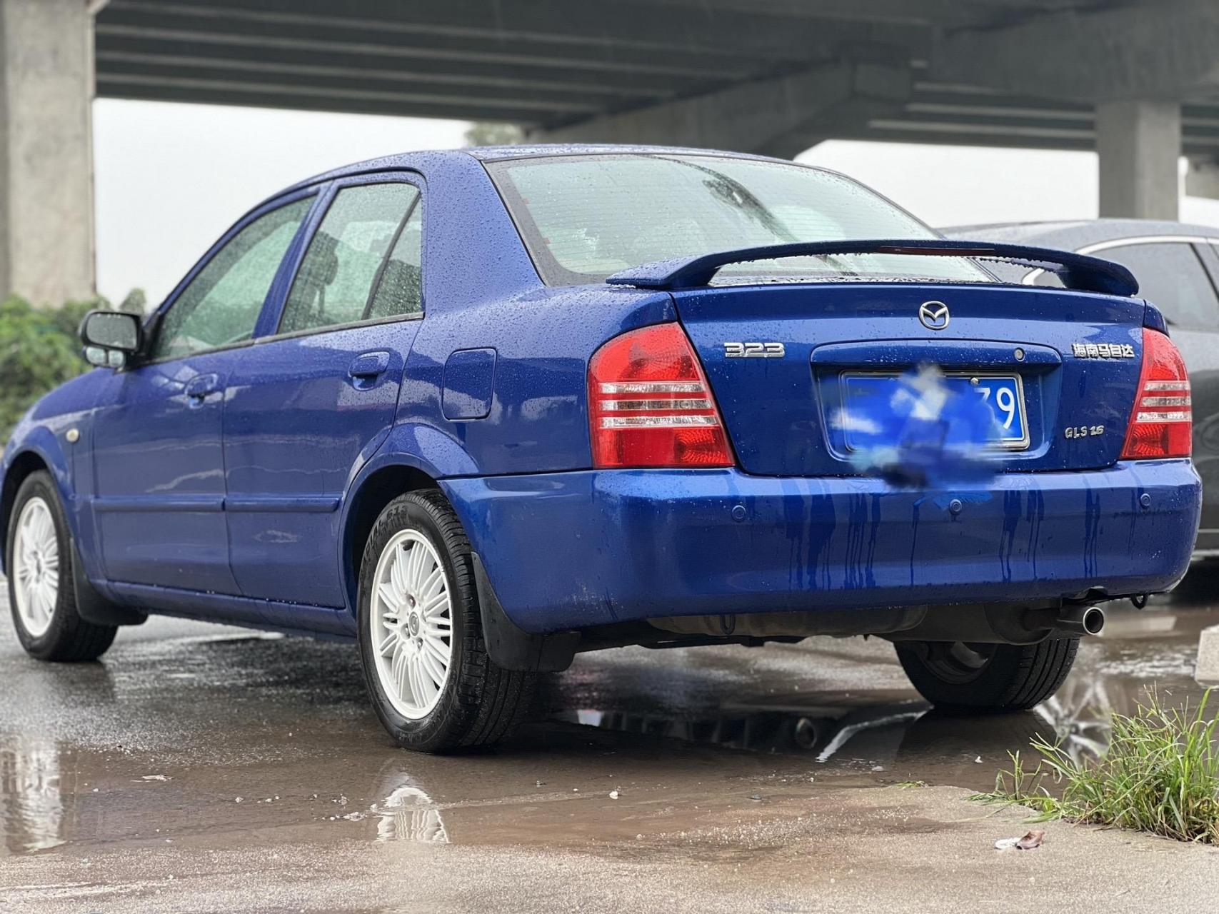 2002年,海南马自达引进了代号bj的第八代323 familia车型,定名福美来.