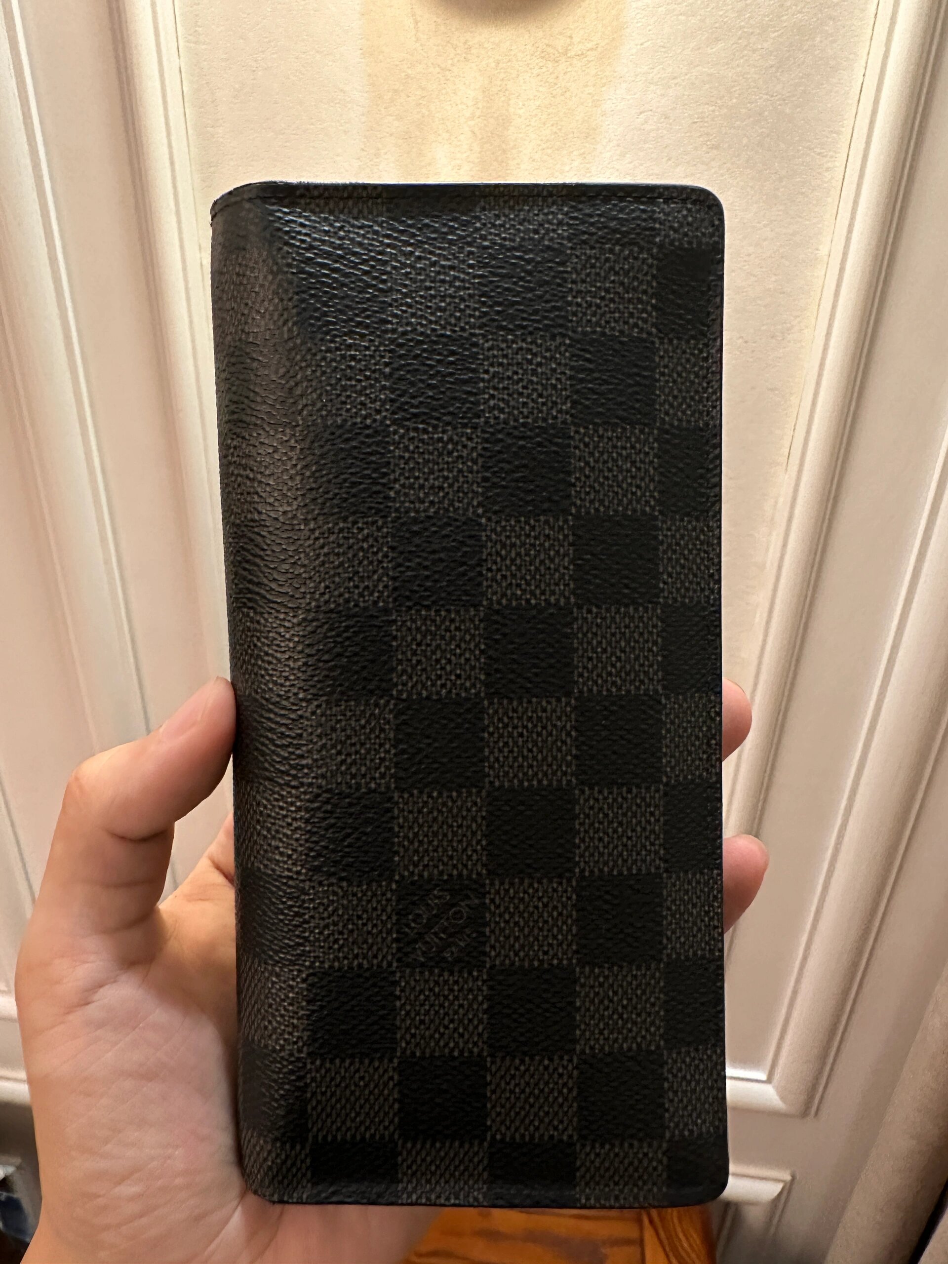 用了5年的钱包,慢慢变成了我的卡包各种银行卡证件统统都能装下,再也