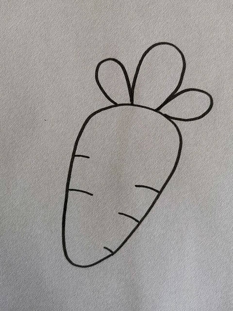 胡萝卜简笔画教程