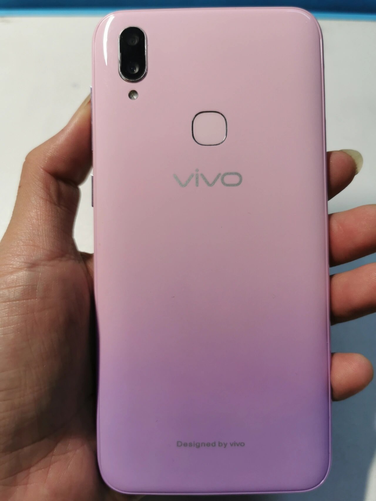vivo z3搭载骁龙710次旗舰处理器,红外人脸识别 配备了vivo游戏魔盒