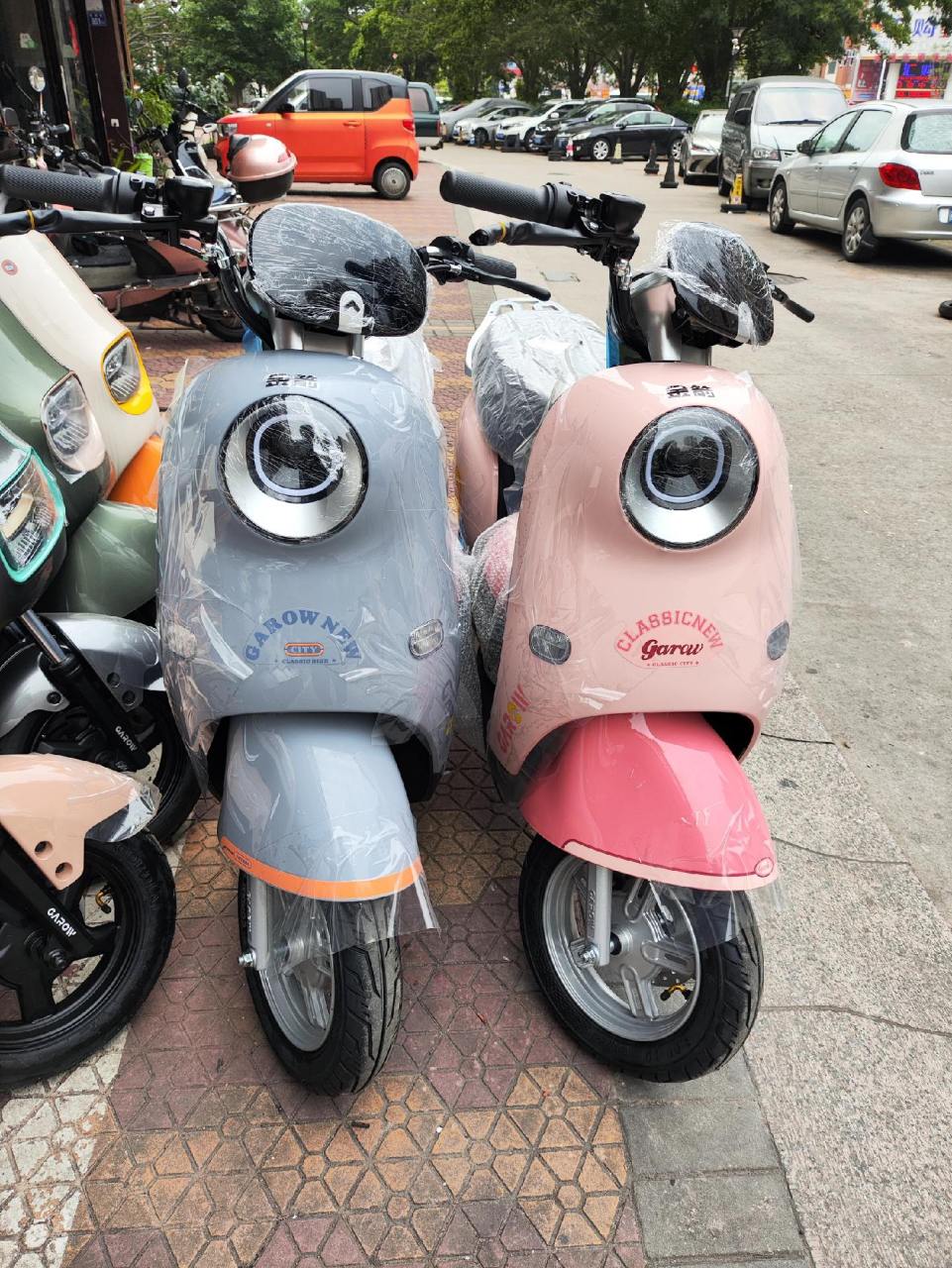 全新金箭电动车. 2千多就能买个品牌好车,实测放双手不摇晃.