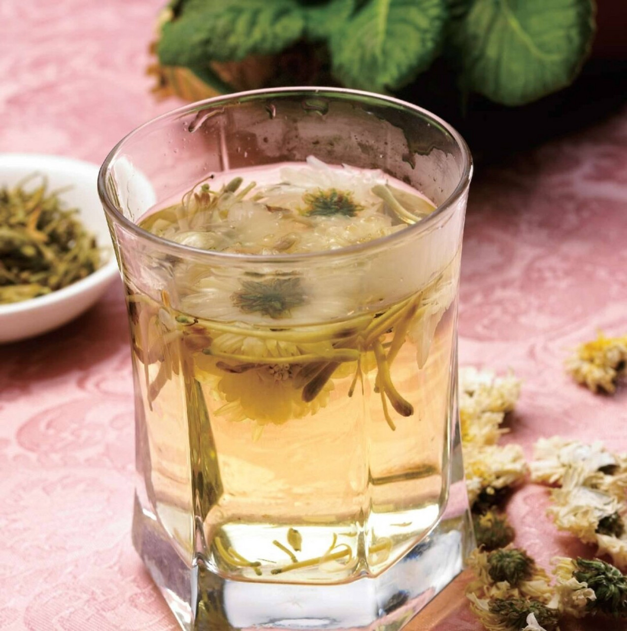 【今日荐茶】菊花金银花茶 功效 能清热降火,对上火引起的痘痘具有