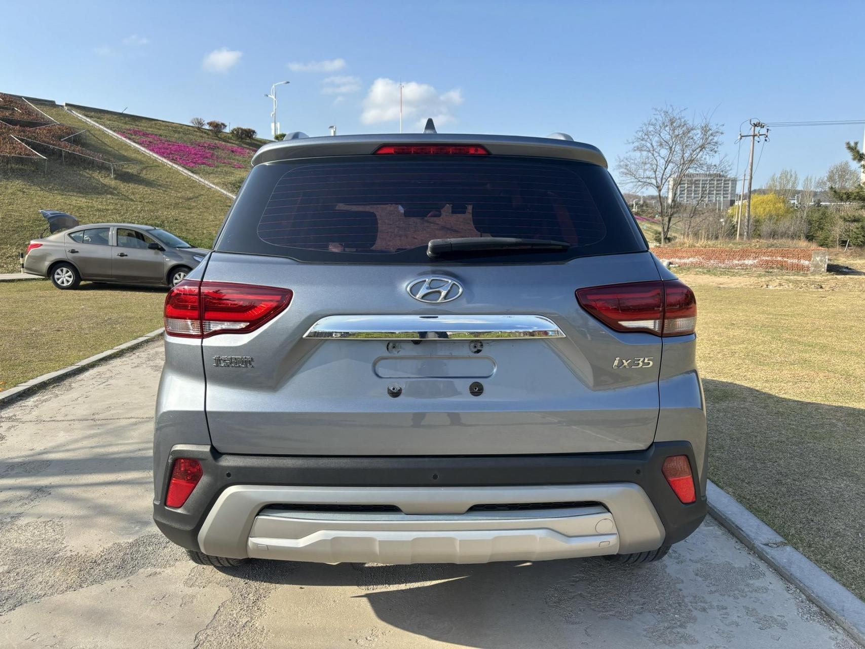 19年上牌新款现代ix35,2.