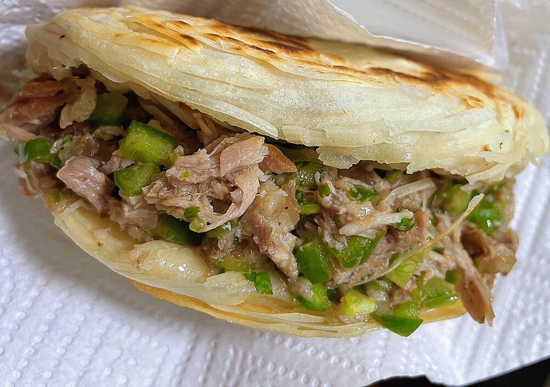 老潼关肉夹馍饼胚自制肉夹馍 因为疫情居家办公两个月了,其实对于日常