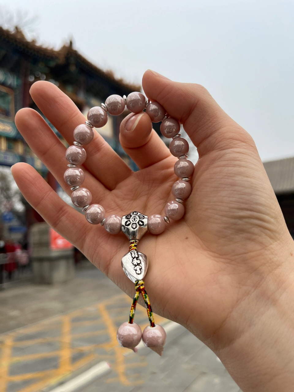 雍和宫|绝美香灰瓷手串,还不心动吗～ 美到心尖尖的香灰瓷手串 不同