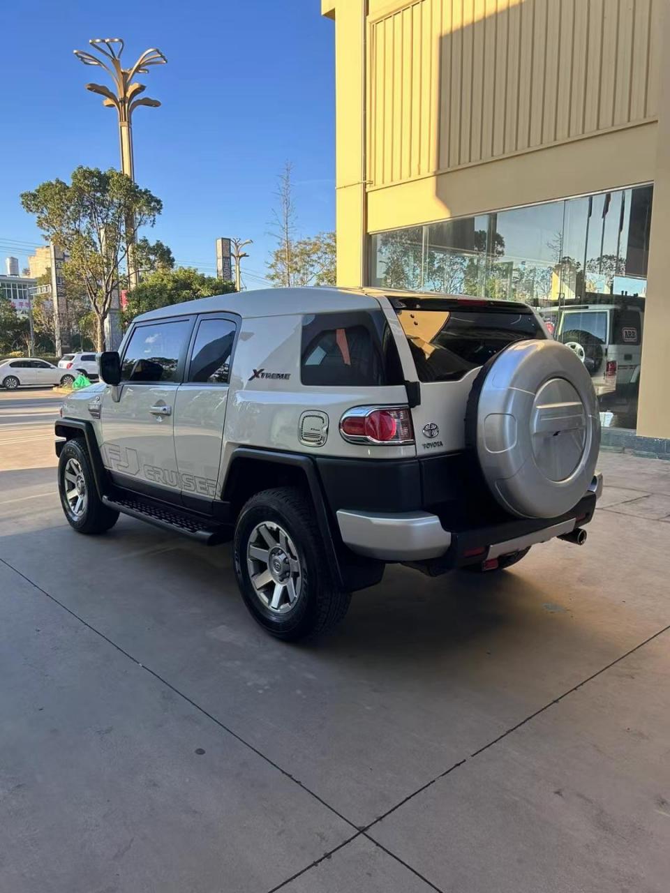 19年5月上牌fj酷路泽4.