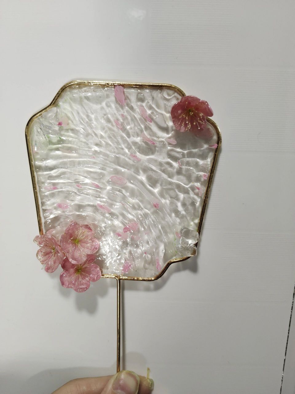 春天颜色的水扇 第一次尝试做水扇还挺好看的