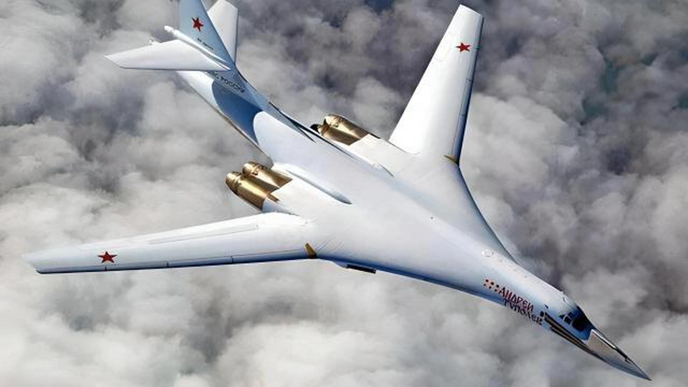 世界顶级轰炸机—tu-160型轰炸机 tu-160是苏联图波列夫设计局(现