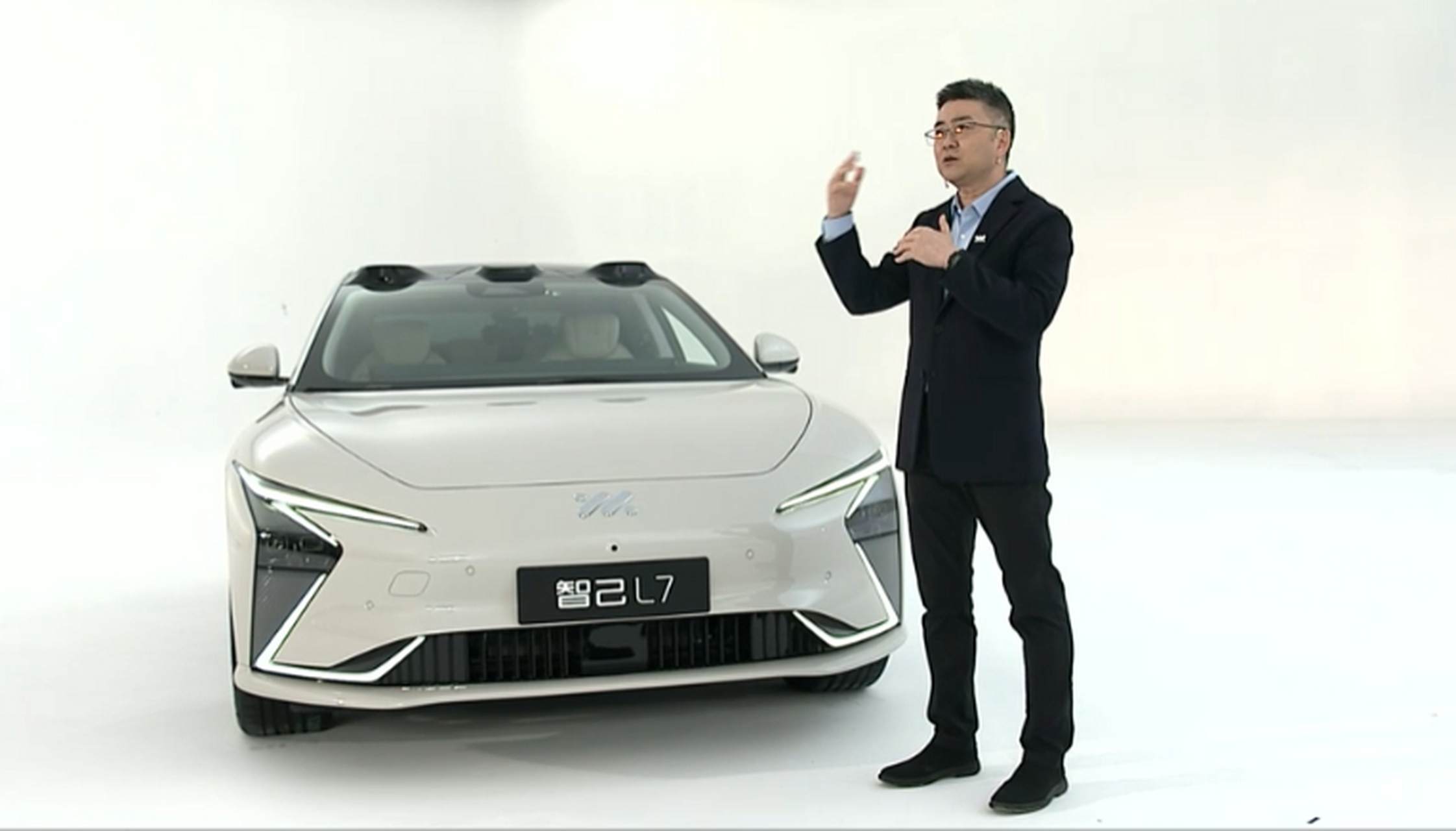 全新智己l7上市# 全新智己l7从高位出发,将豪华解构,用智能重构.