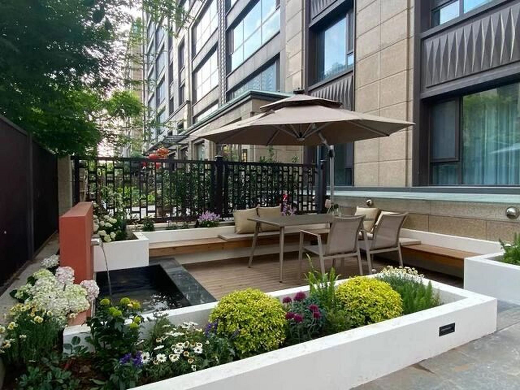 买叠拼别墅,是选上叠,还是下叠?