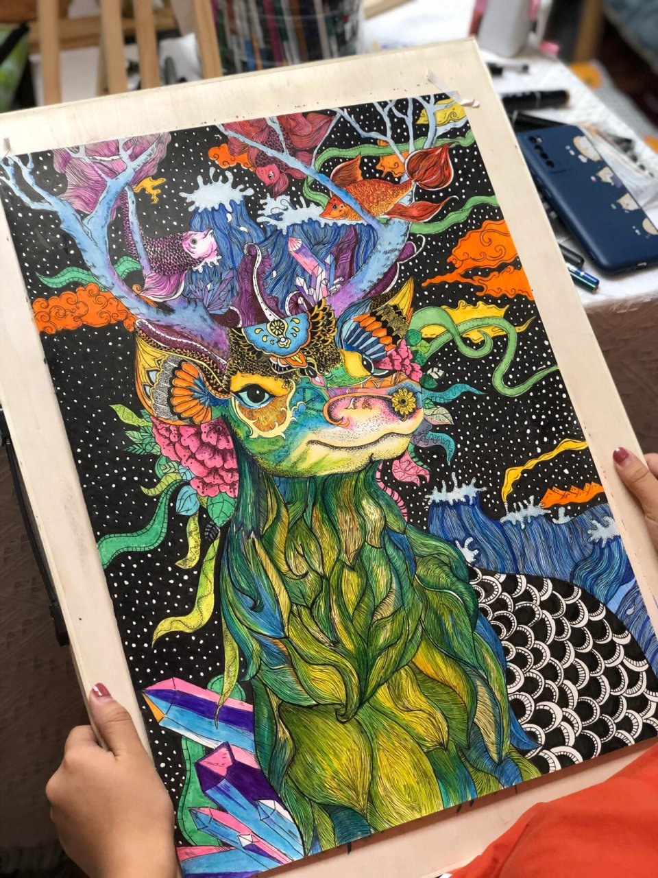 高级彩铅插画终于画完 惊艳了我的姑娘