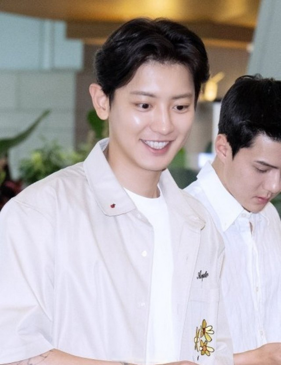 那之前是因为什么解散了还是没有合体营业了,怎么突然就回归了.