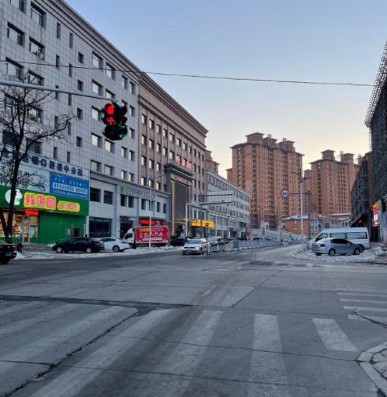 愿疫情早日结束!绥中加油!