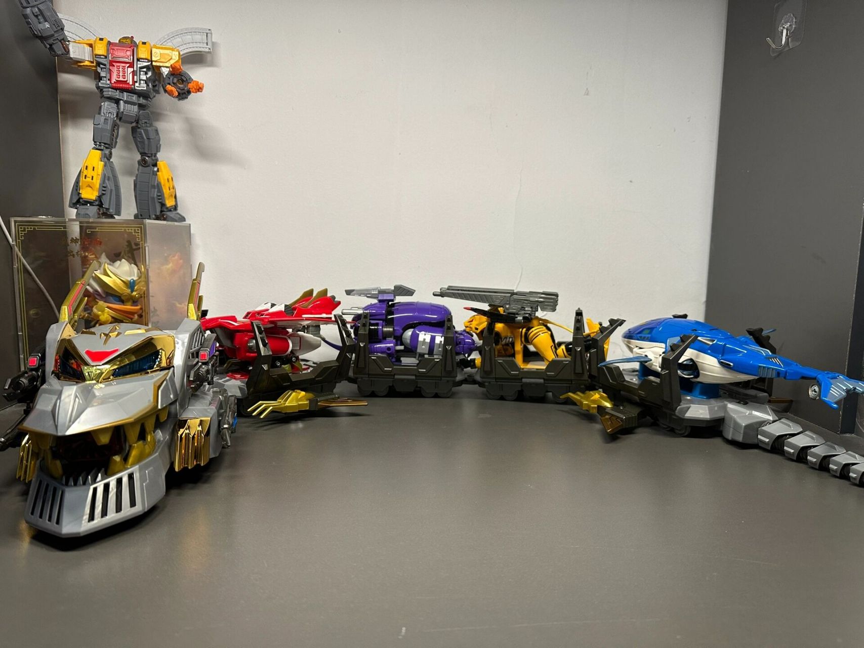 超星神 云龙 保姆龙不仅后勤能力满分,战力也是一等一.