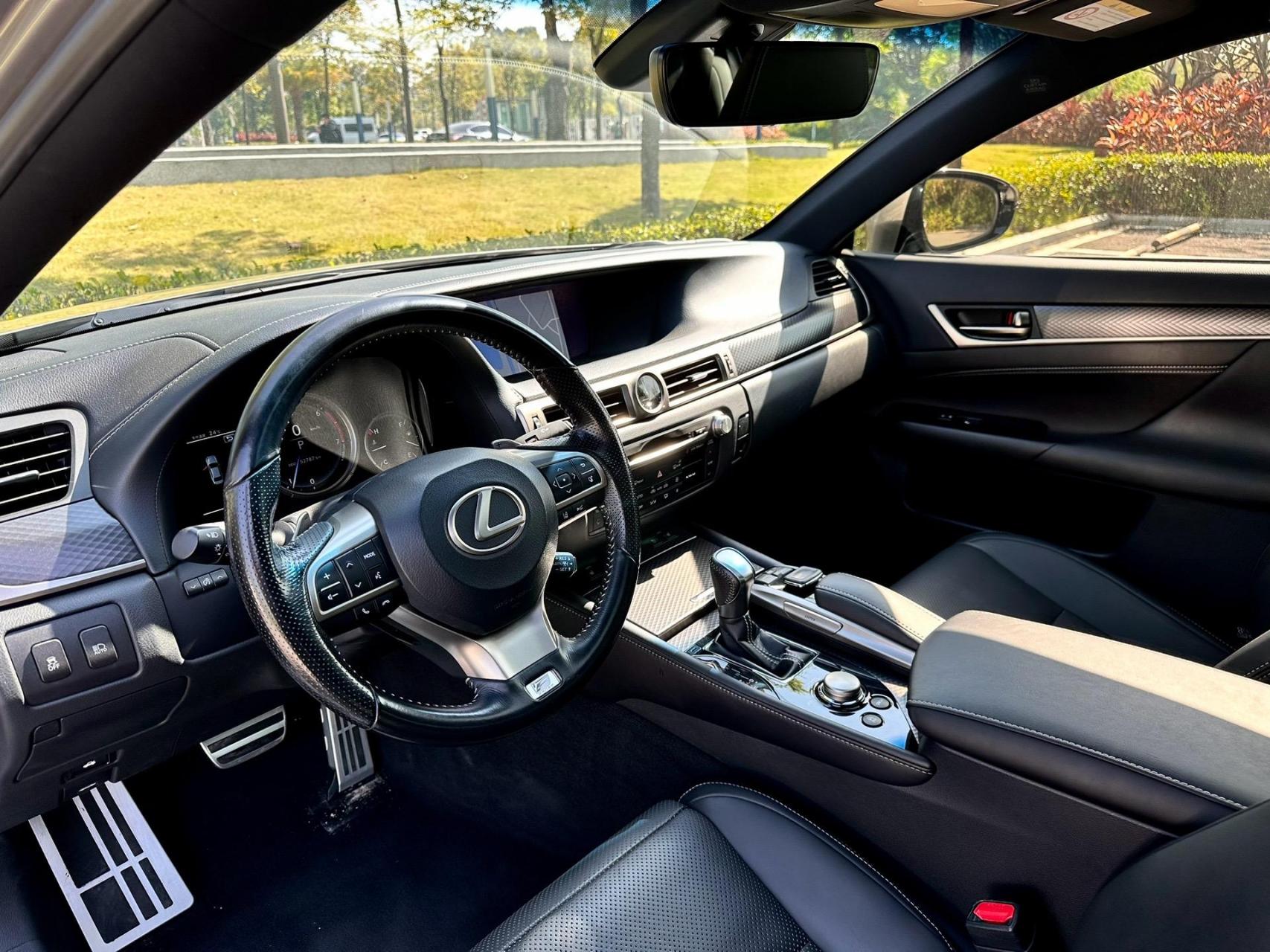 17款雷克萨斯gs300 f sport.17年上牌,前置后驱 2.