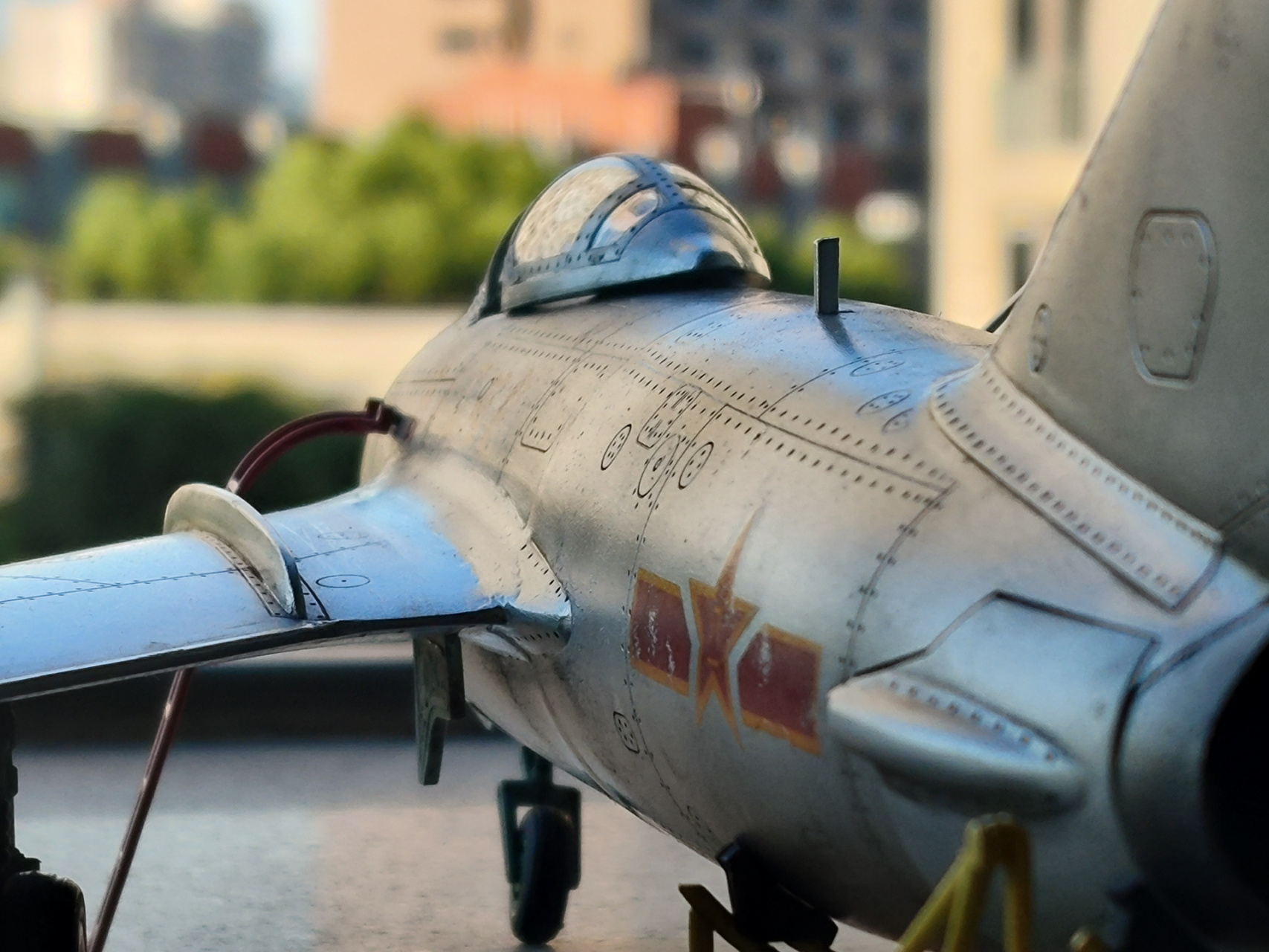 中国第一款喷气式战斗机:歼-5 抗美援朝战争之后,中国看到了空军在