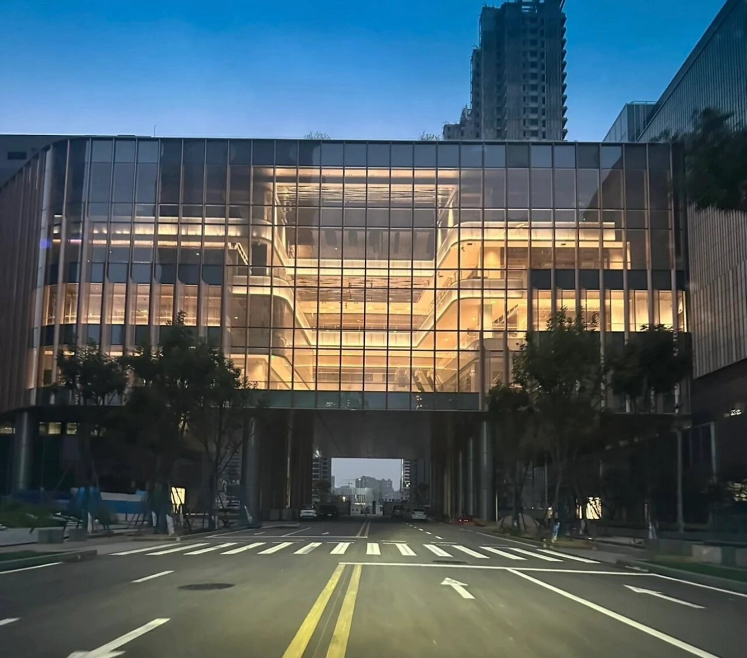 武昌万象城实拍 网红潮流打卡地 武昌万象城最新施工进度 预计于明年