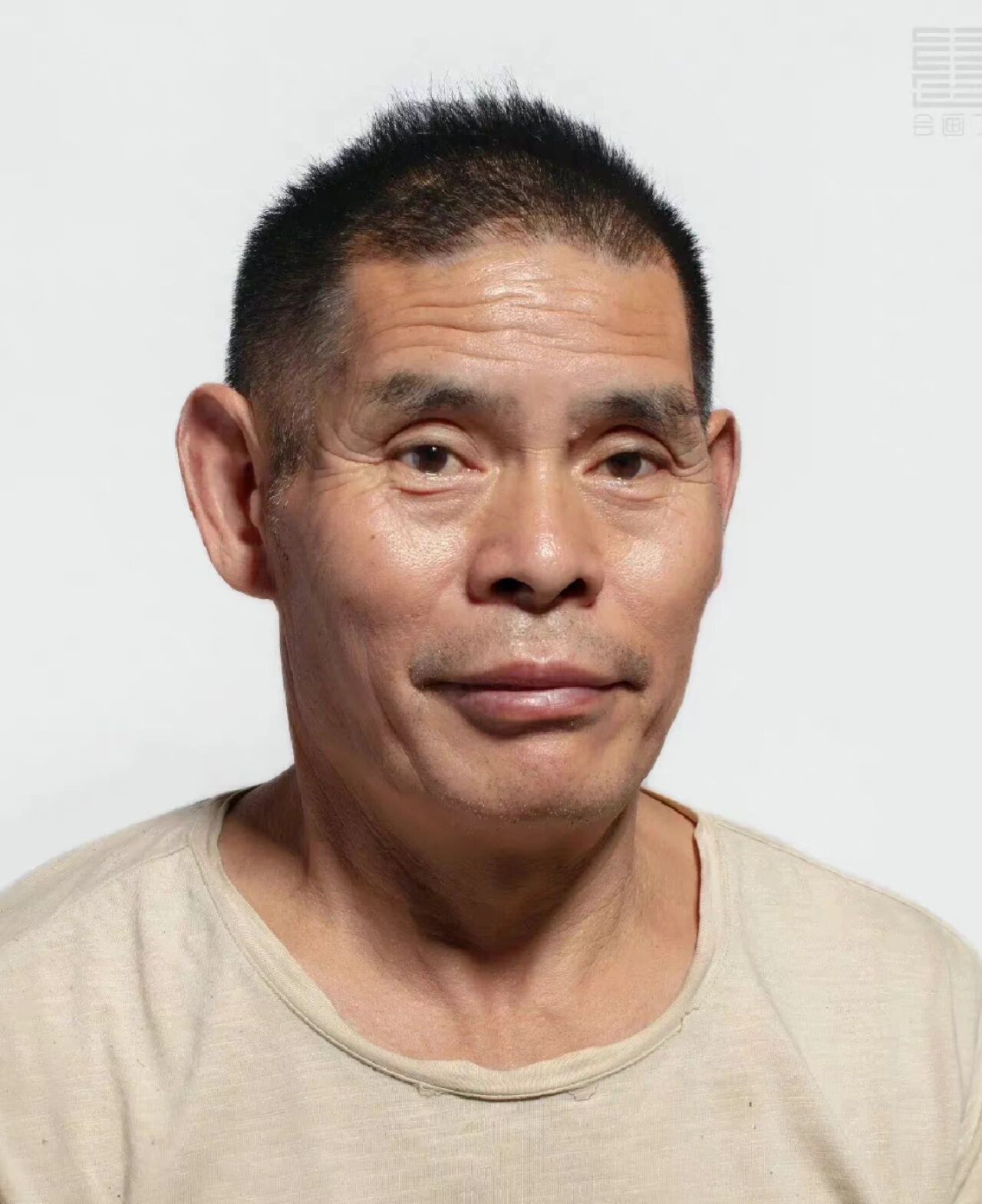 素描头像男中年人照片写生素材