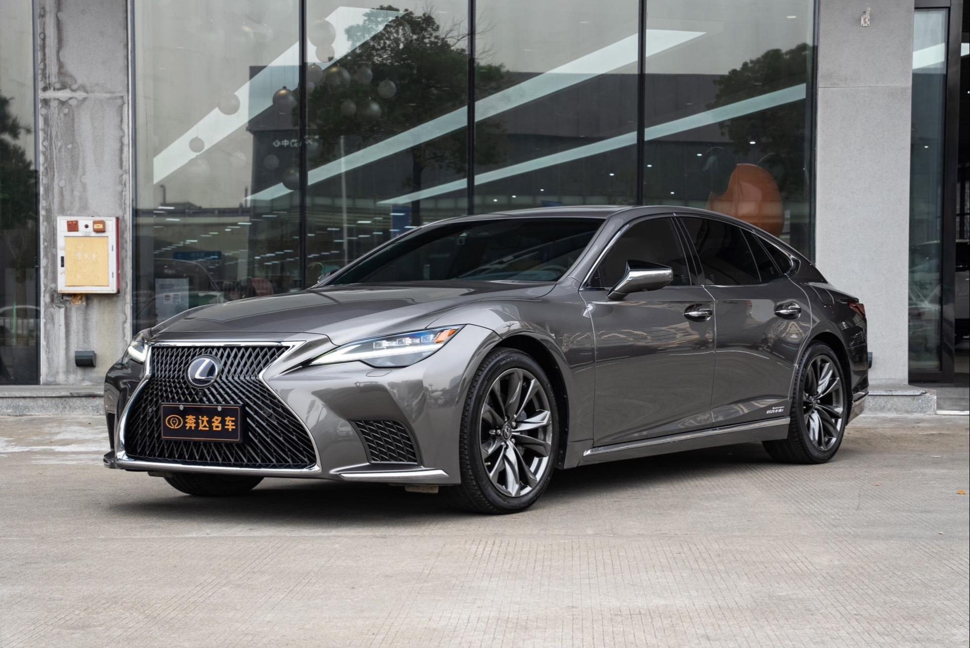 雷克萨斯ls500h.2021款 雷克萨斯ls 500h 豪华版 2021年4月上牌,5.