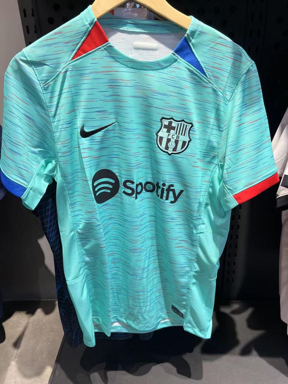 巴塞罗那新赛季第三球衣实物图 #足球#0202#小红书竞技场#02