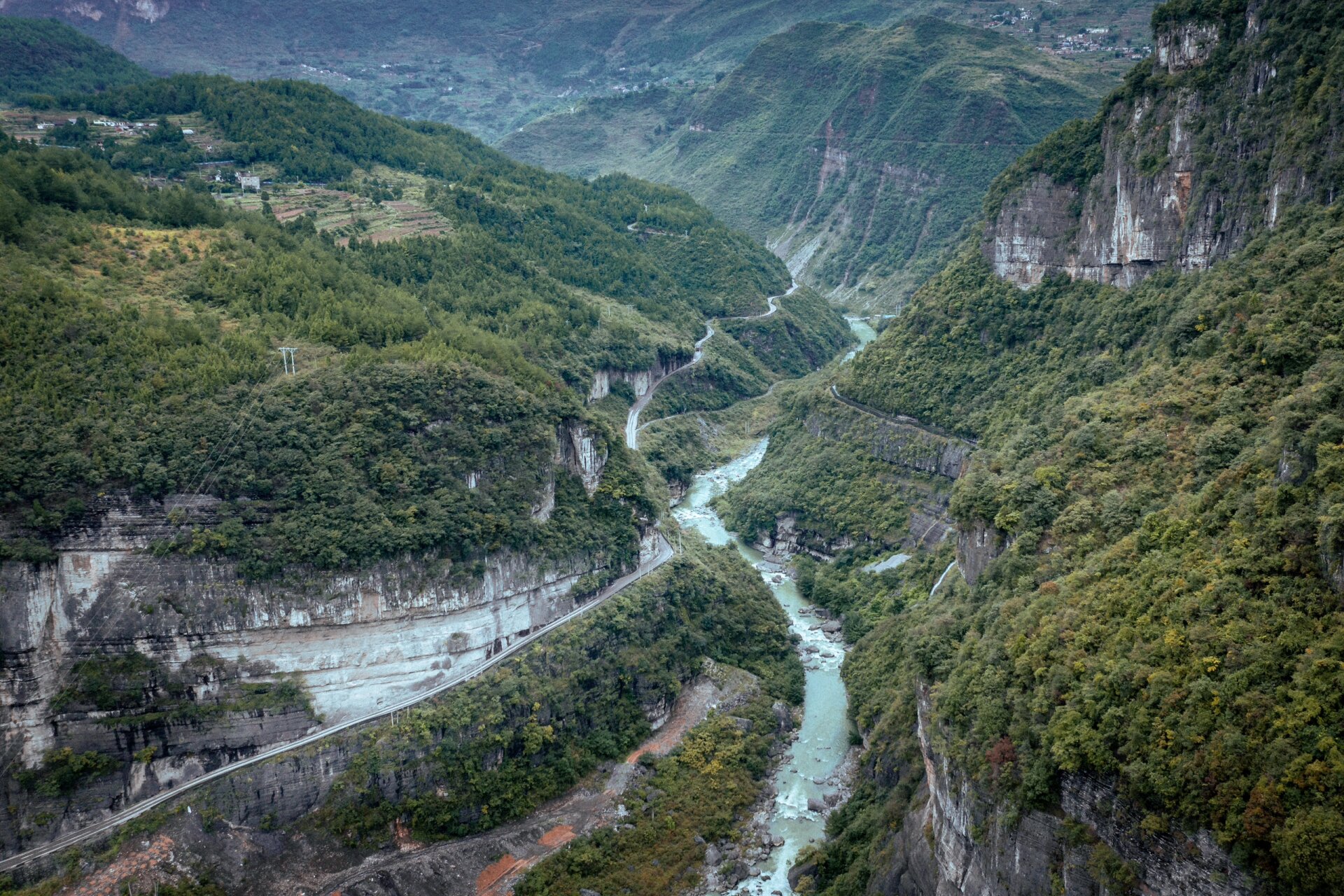 桐梓县狮溪镇柏芷山图片