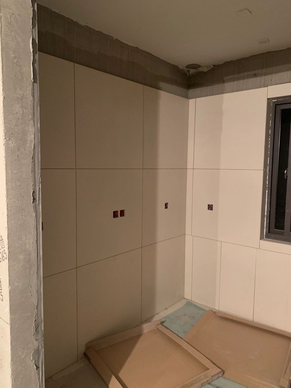 也很棒哦 五一小长假,到家第一件事就是去看看瓦工师傅墙砖铺贴的效果