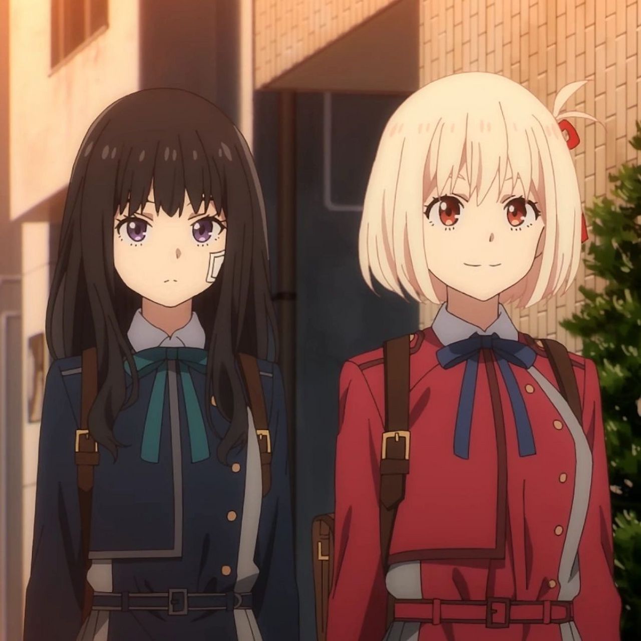 有没有类似这样的双女主动漫推荐～ 我真的太爱千束了