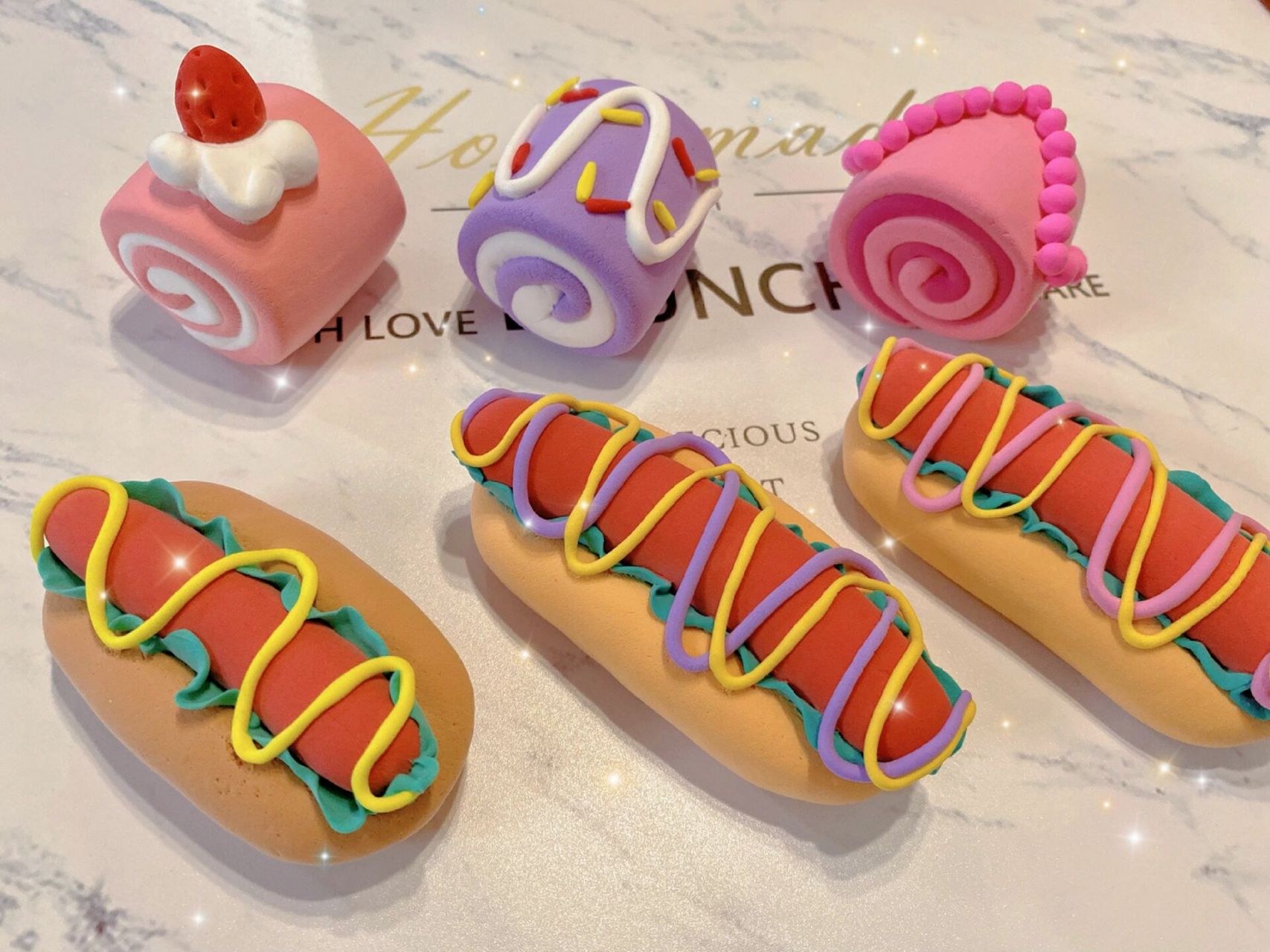 手工彩泥蛋糕🍰热狗🌭甜甜圈🍩 捏了一堆小可爱 	 甜品真的是让