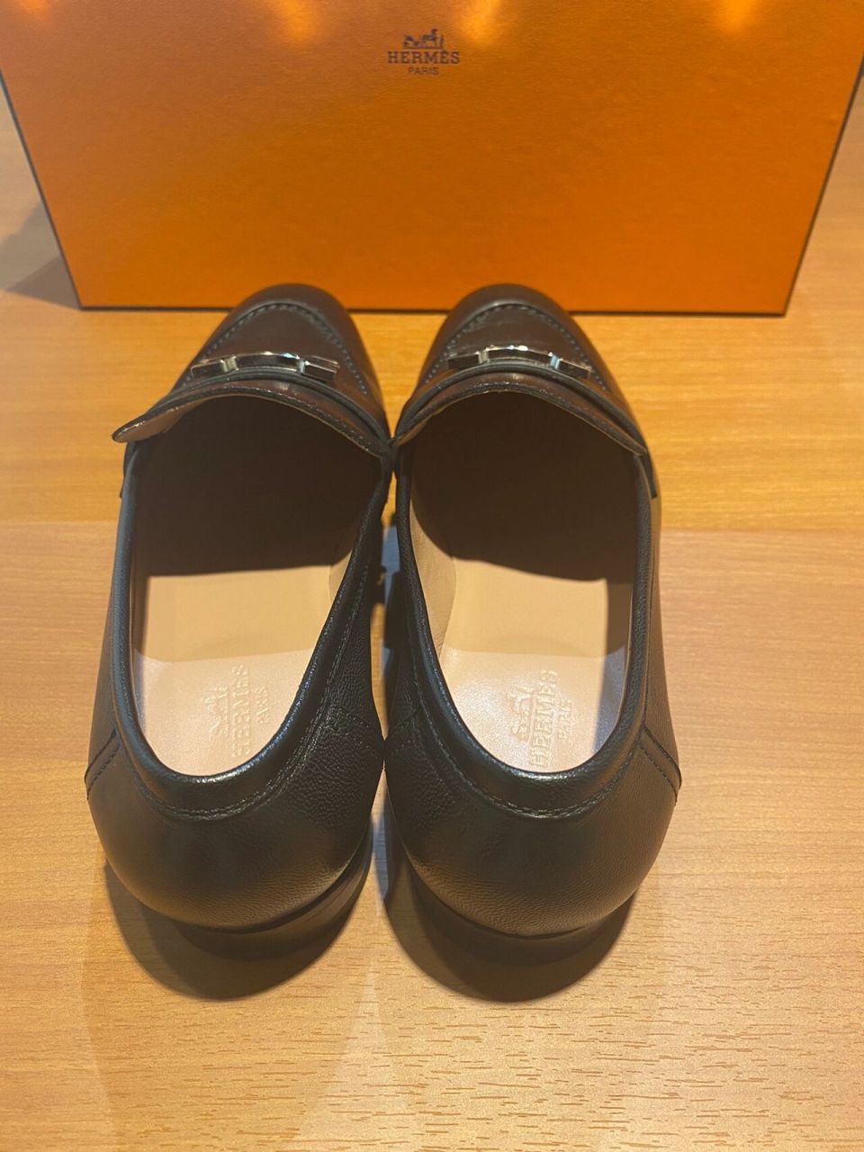 爱马仕hermes莫卡辛皮鞋paris 37(23.