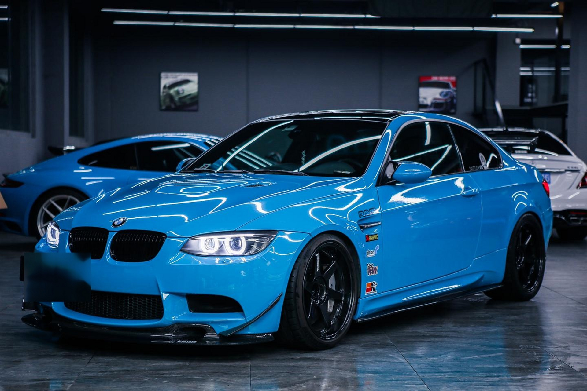 bmw e92m3 迈阿密蓝. 做个精致的半赛街车.