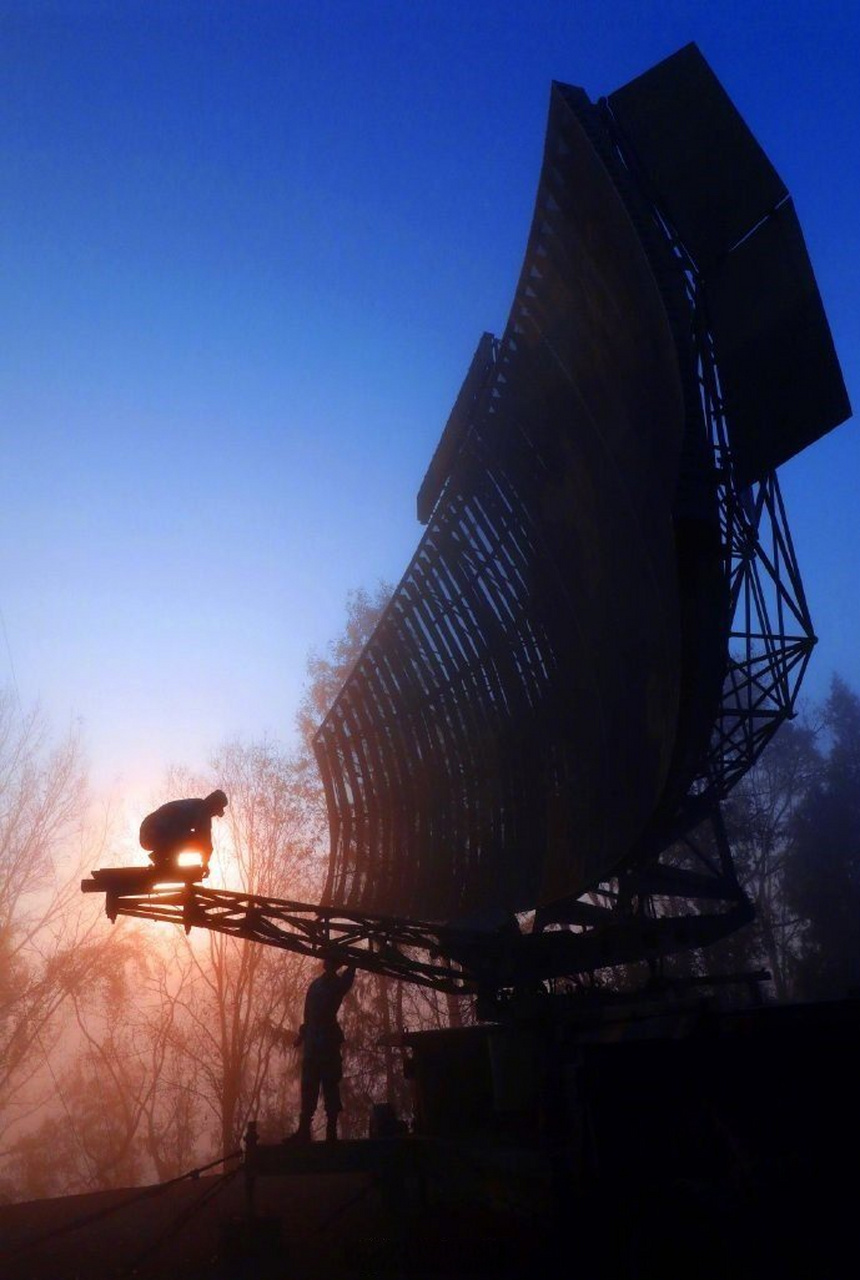 【预警空天!今天,祝空军雷达兵73岁生日快乐】空军雷达兵被誉为祖国空