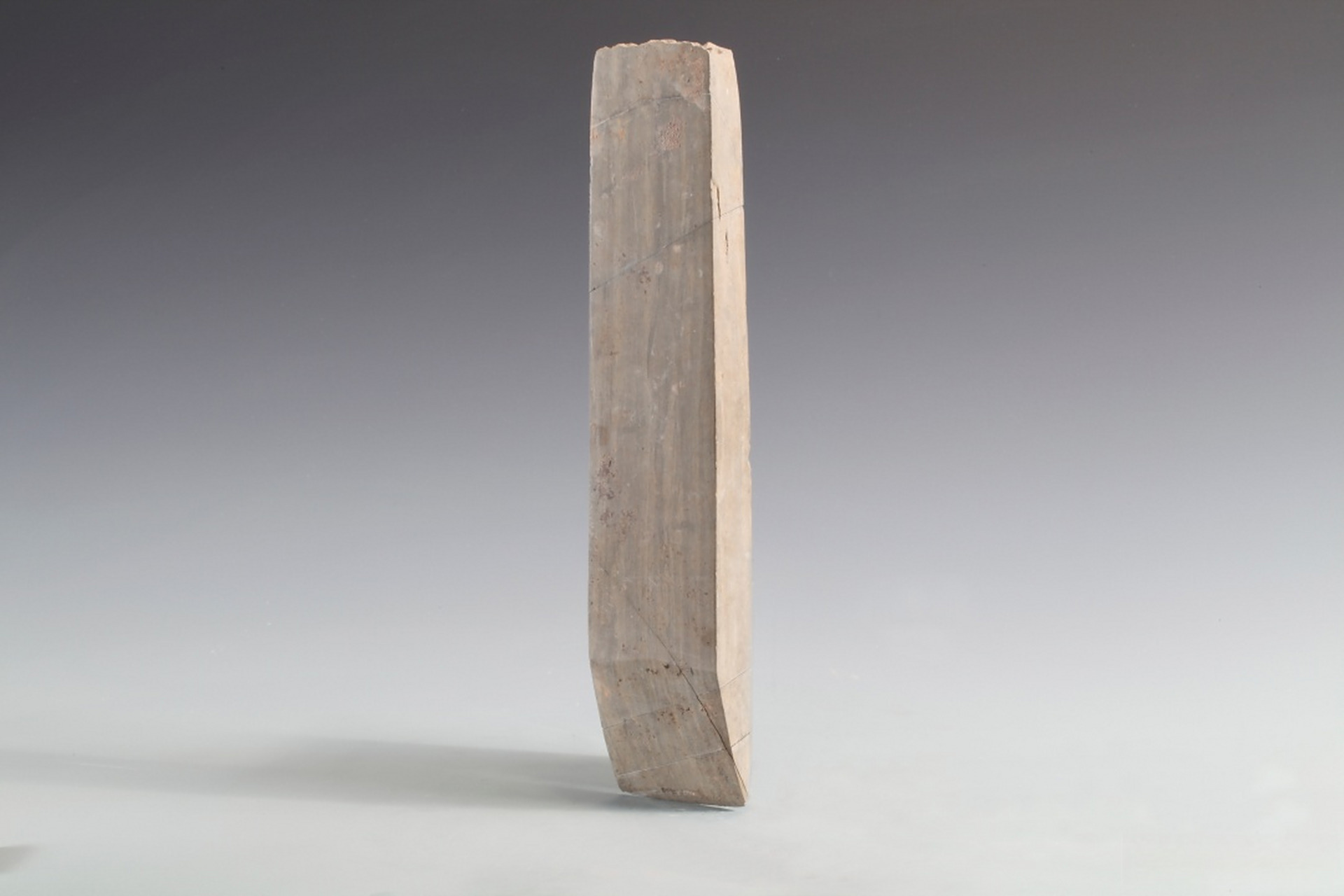 石锛 崧泽文化(距今约5800-5300年) 2009年江苏张家港东山村遗址90号