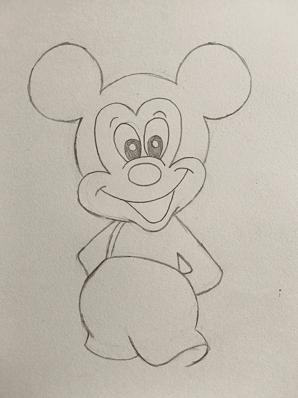 米老鼠简笔画(含教程) 以前最喜欢看的就是米老鼠了