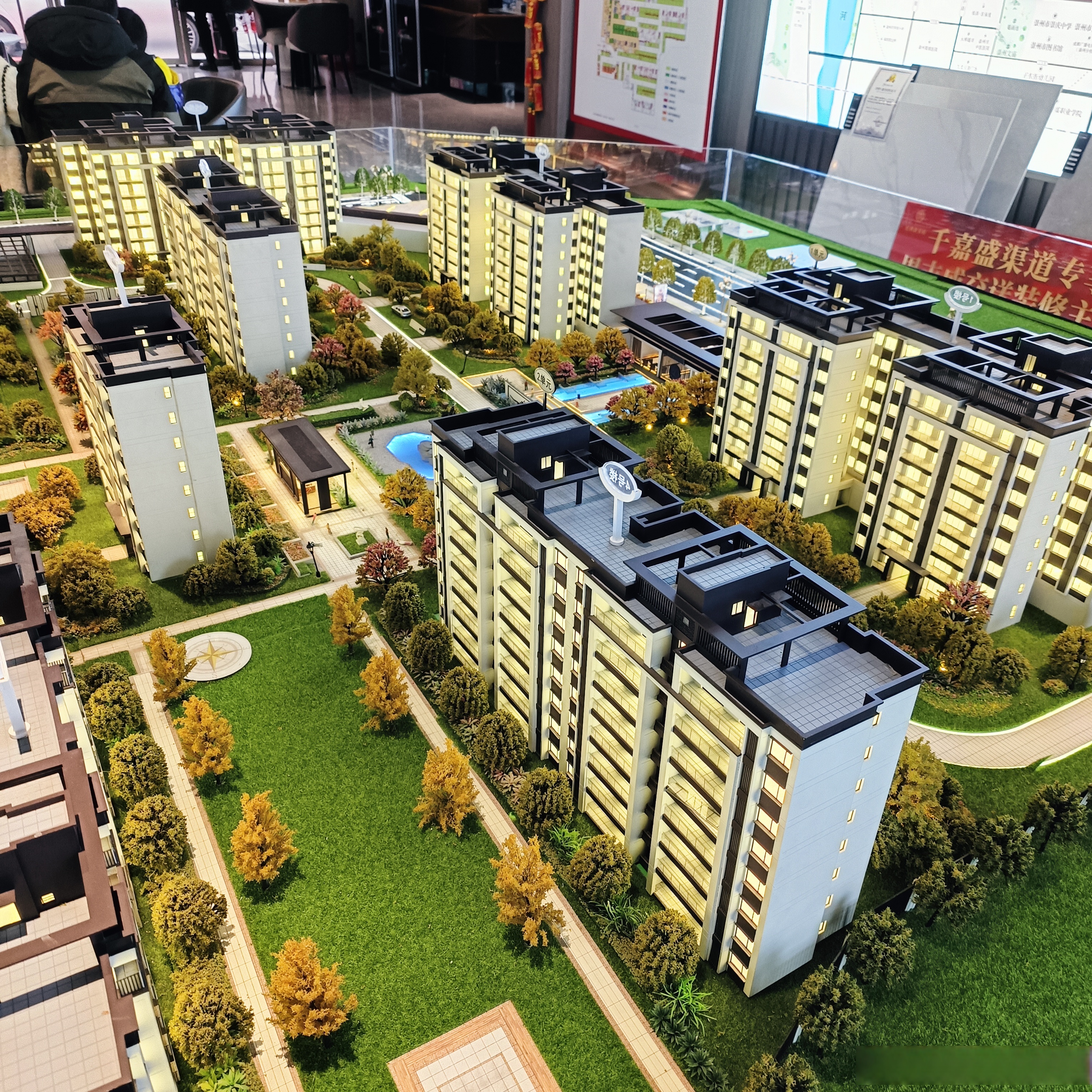 今天又被中介带着去看了半天的房子.不过多看看房子,确实也开了眼界