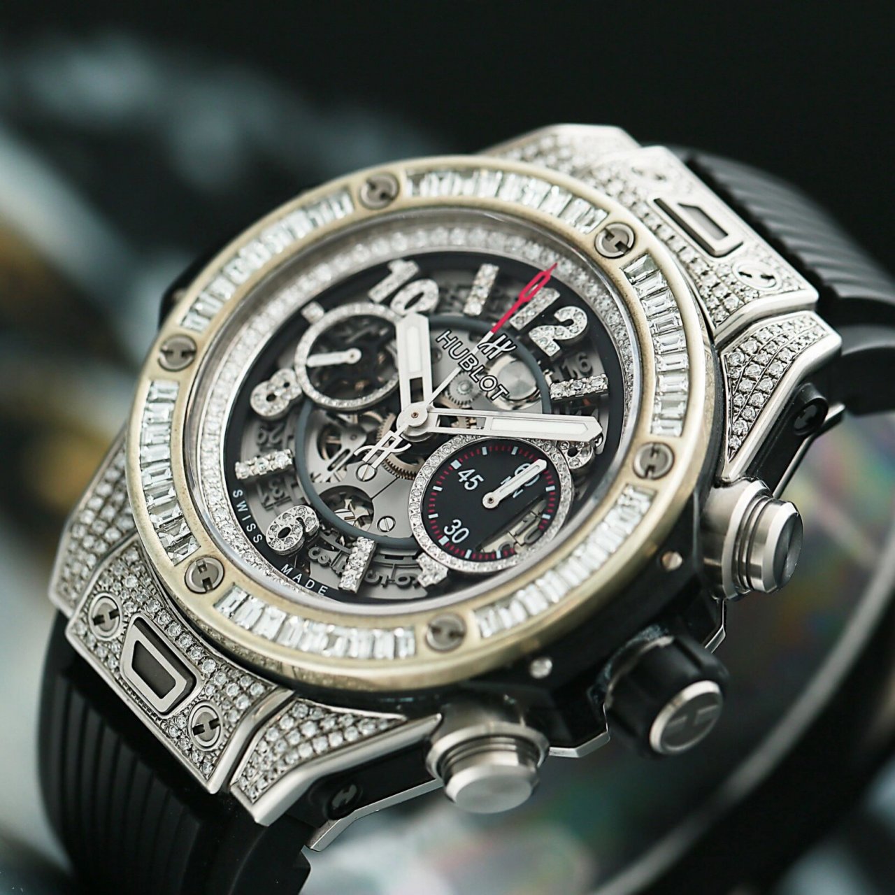 rx后钻 宇舶bigbang系列411.nx.1170.