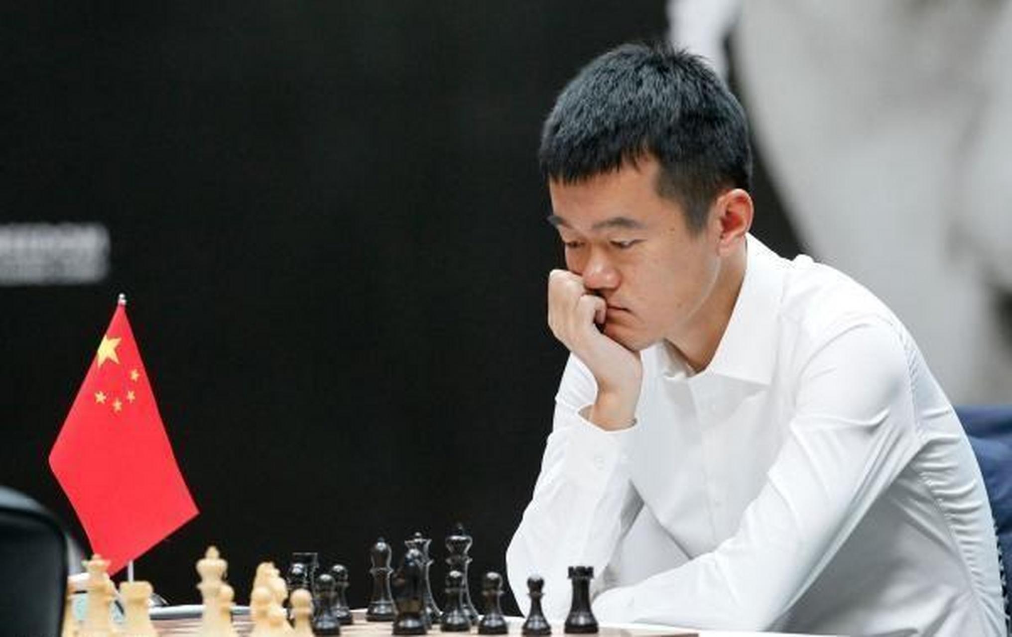 恭喜丁立人夺得国际象棋男子世界冠军!