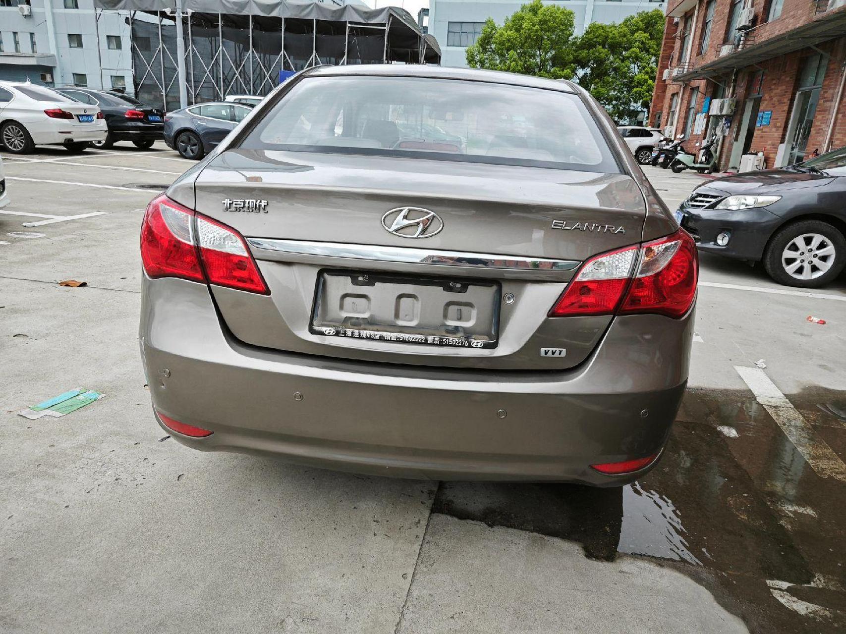 6手动舒适.13年10月现代伊兰特悦动1.