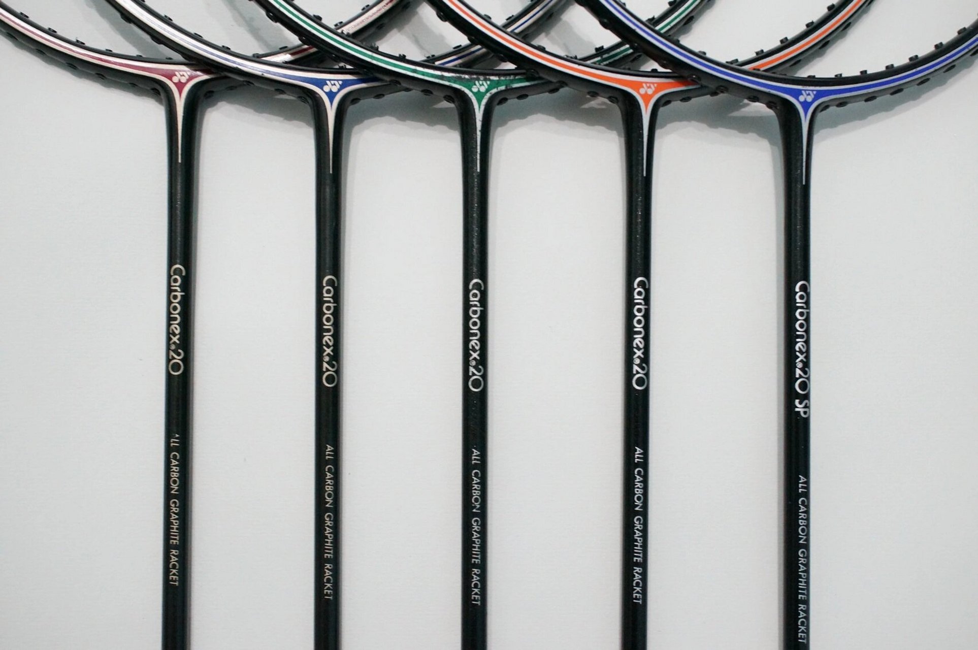 yonex carbonex0320 尤尼克斯最经典的羽毛球拍,没有之一.