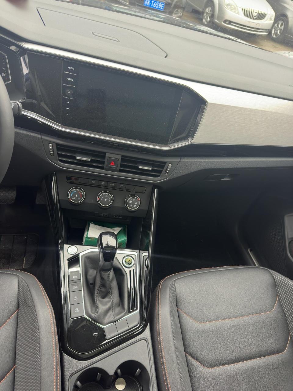 出售一汽大众探岳:2021年8月上牌,2.