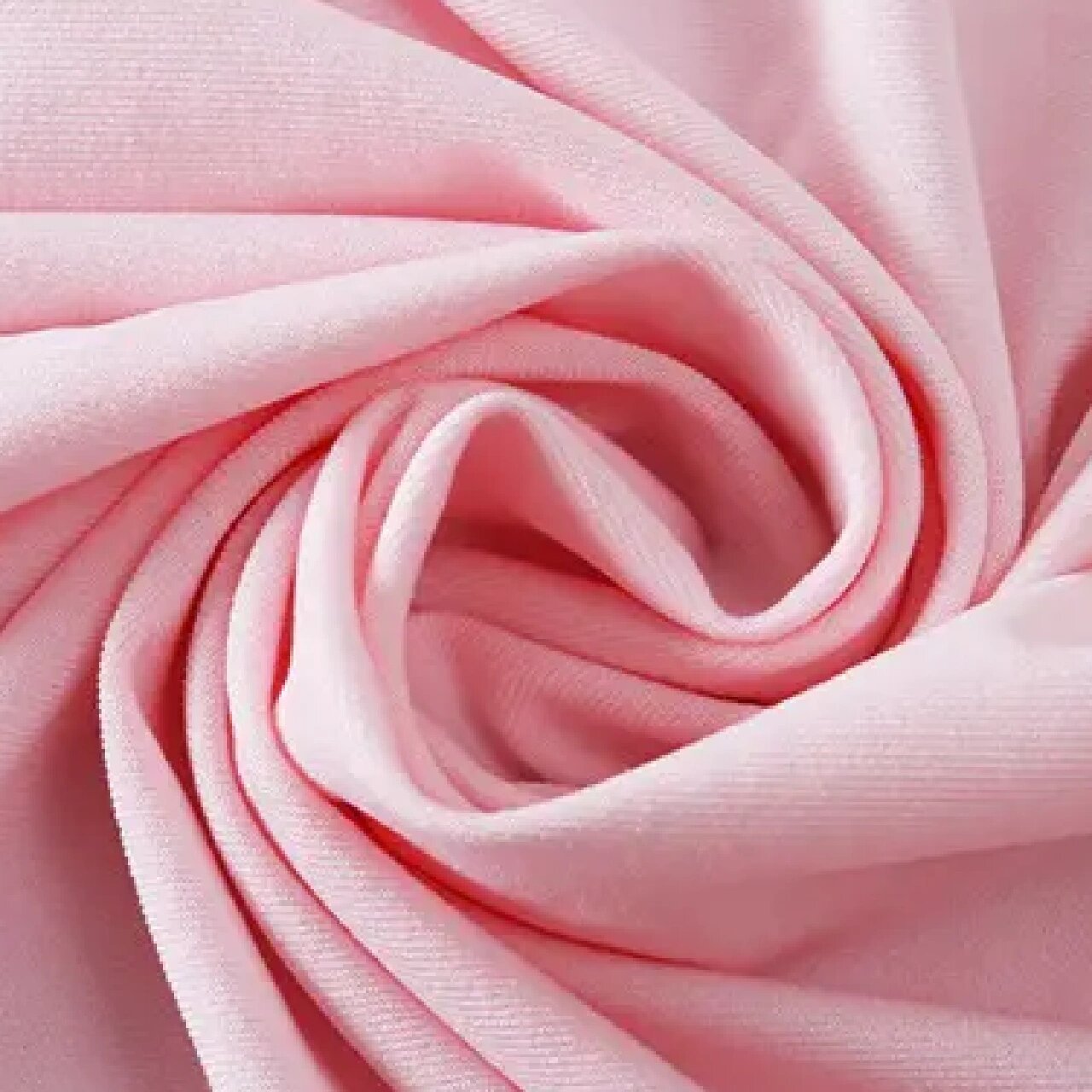 它是由牛奶蛋白质纤维制成的,具有柔软,光滑,透气和触感舒适的特点.