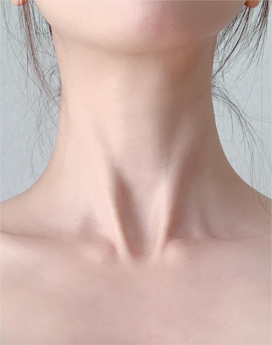 论"天鹅颈"怎样练成 颈部是最能展现女性性感之美也最易透漏出年龄的